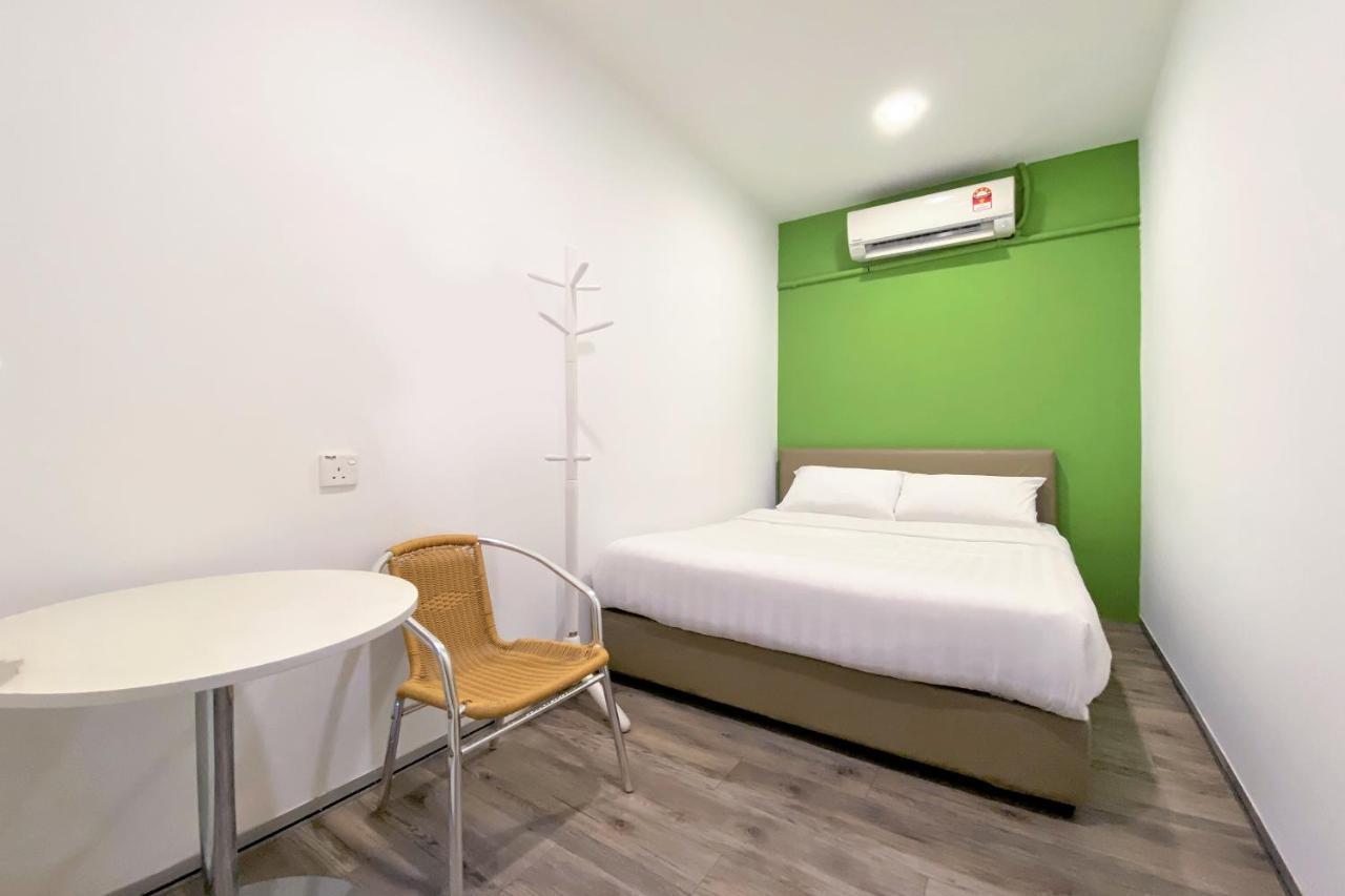 Spot On 90123 Rainbow Guest House Джорджтаун Экстерьер фото