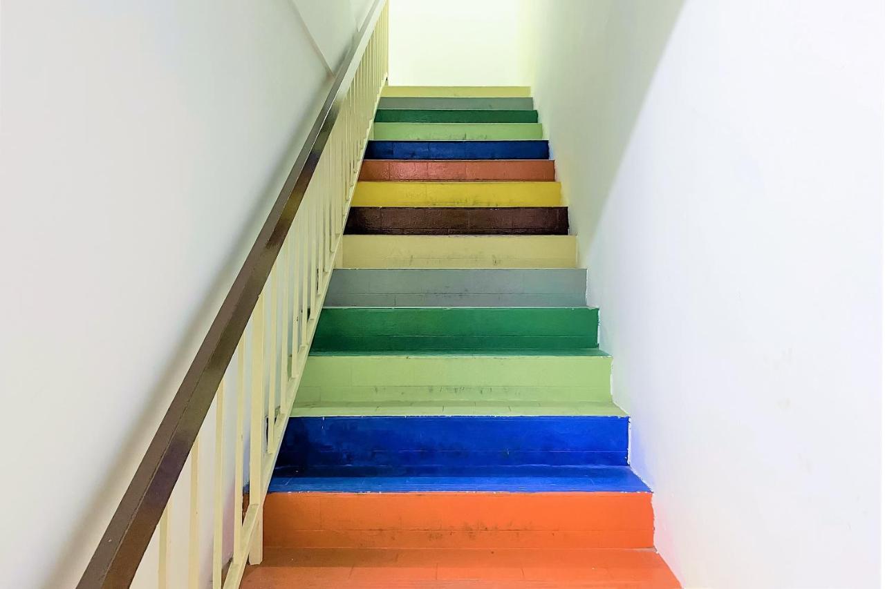 Spot On 90123 Rainbow Guest House Джорджтаун Экстерьер фото
